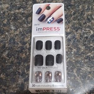 Instant manicure :-)